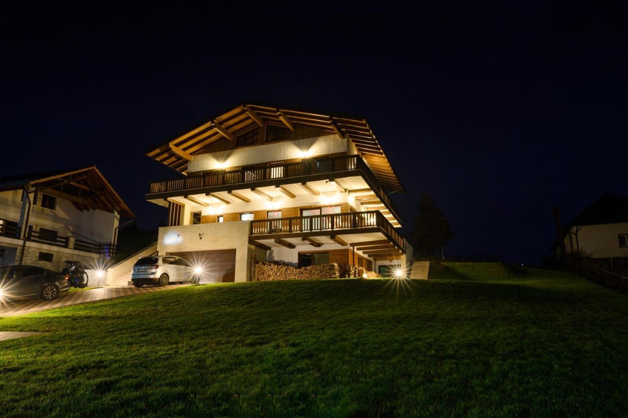 Chalet First Hill Gura Humorului Eksteriør bilde
